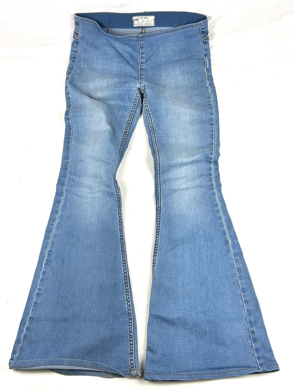 Free People Penny Pull On Kick Flare Bell Bottom Jeans In Blue Sz 26 Sh